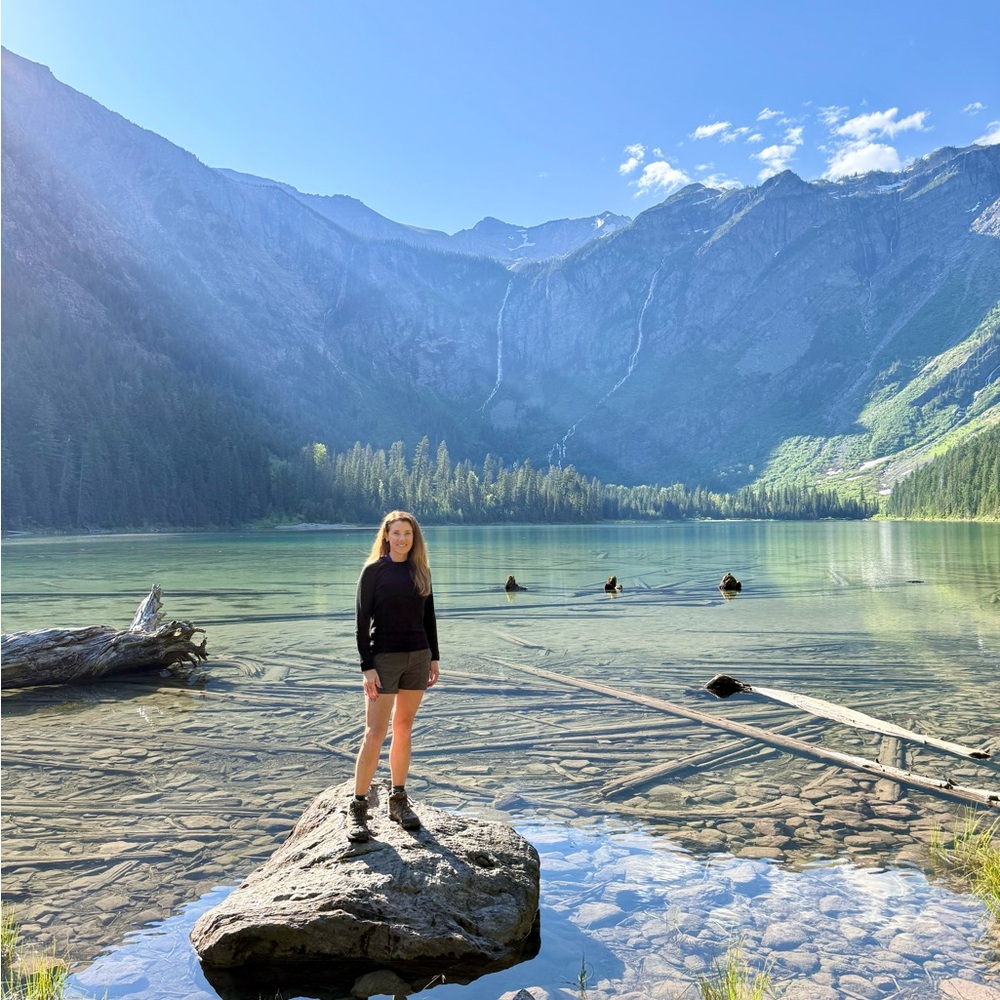 Meet your Posher, Emily